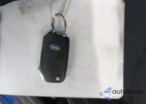 2021 Kia Forte Lxs z USA, uszkodzony, nr VIN 3KPF24AD9ME364220